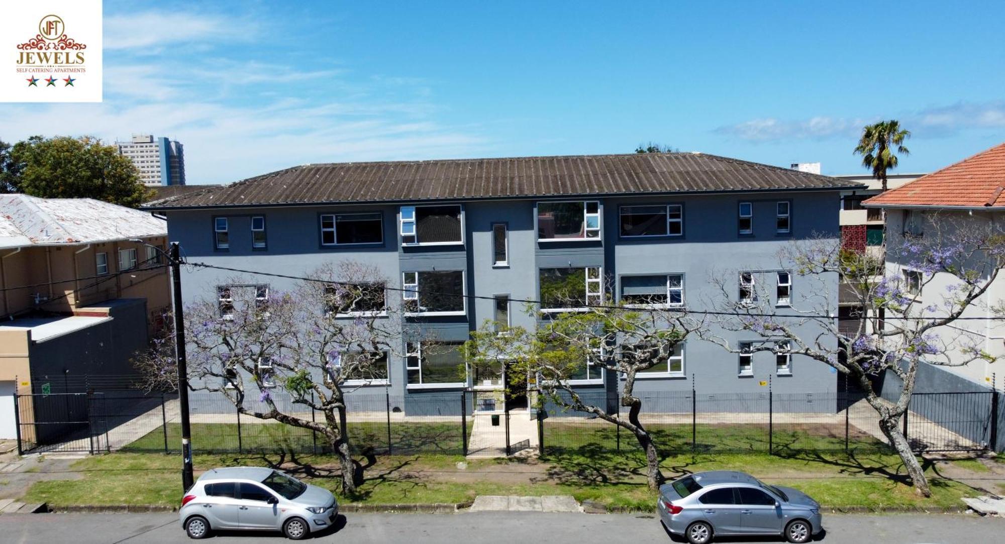 Jft Self Catering Units Bed & Breakfast East London Bagian luar foto