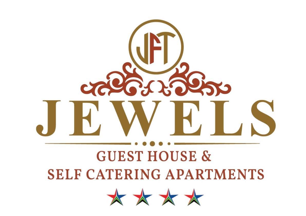 Jft Self Catering Units Bed & Breakfast East London Bagian luar foto